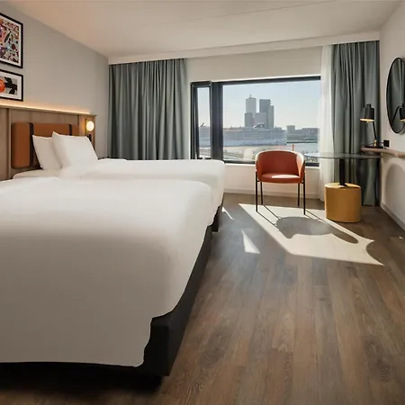 Doubletree By Hilton Centre Отель 4*