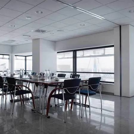 Doubletree By Hilton Centre Hotel 4*